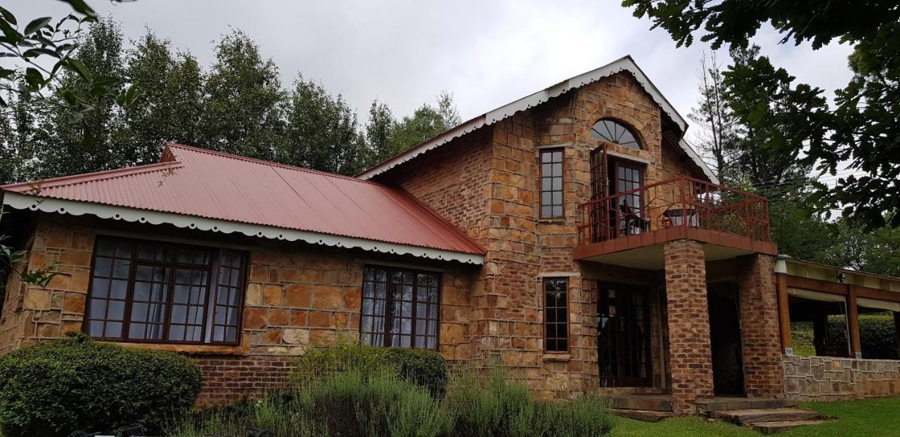 Villa Alm-Ue Dullstroom Esterno foto