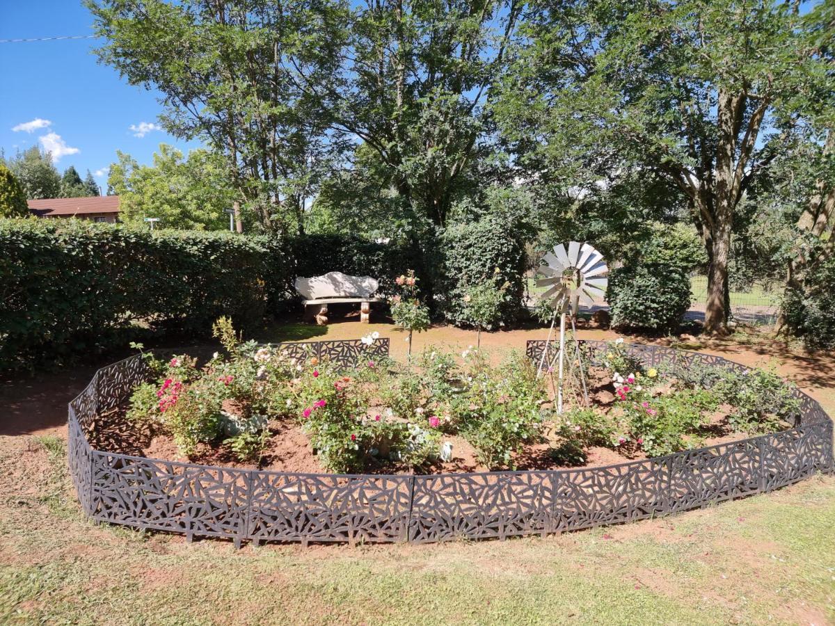 Villa Alm-Ue Dullstroom Esterno foto