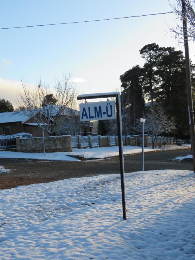 Villa Alm-Ue Dullstroom Esterno foto
